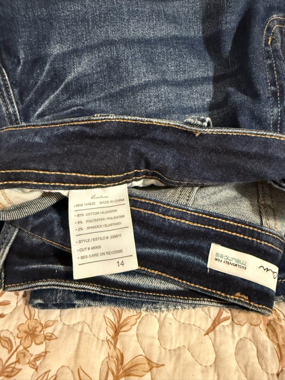 KanCan Dark Blue Distressed Jeans- Cropped
24-24 1/2in inseam - Picture 4 of 5
